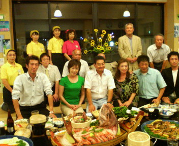 酒田より、d=(^o^)=b