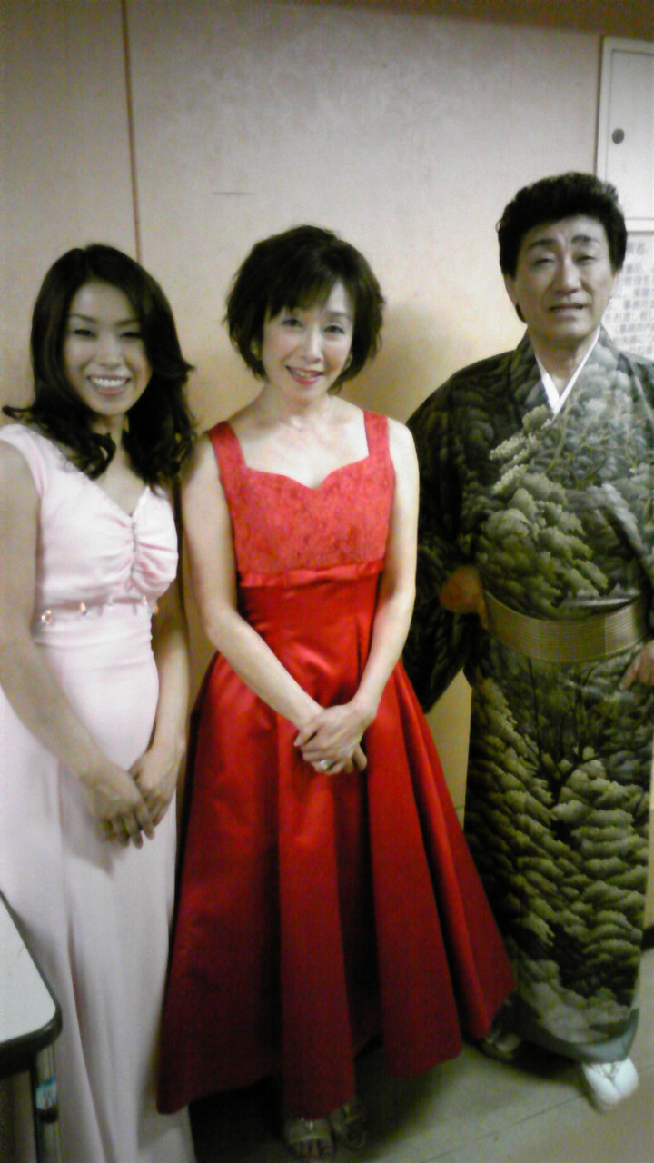 おはよう(<br />
 ゜▽゜)/