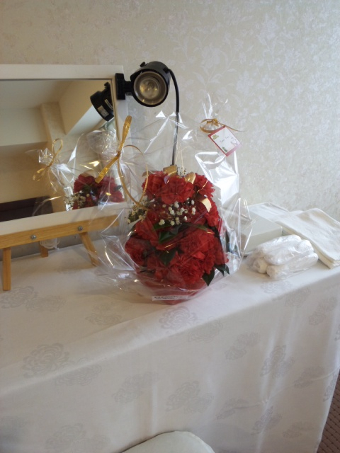 ありがとう(^^)<br />
 ／＼(^^)